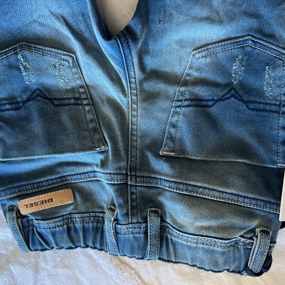 NWT Original Diesel jogger jeans girls 6y - Picture 2 of 5
